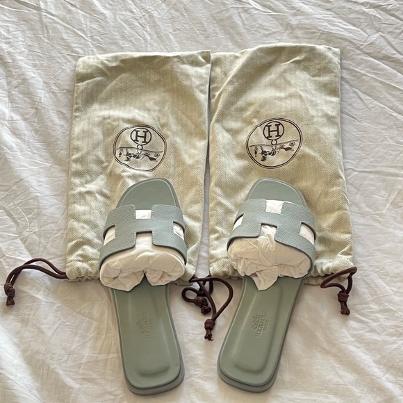 Hermès Gray Oran Sandals with Dust Bags